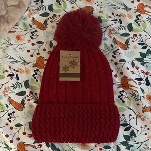 NWT Classic Fashion OS Red Knit Pompom Hat